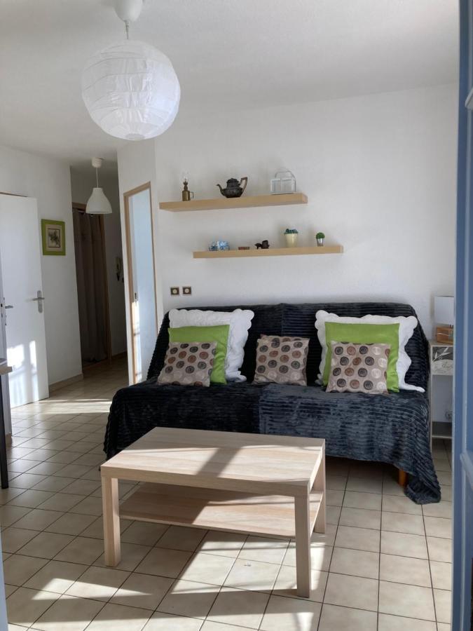 T2 Classe 2* Calme Au Coeur Du Village Provencale Greoux-les-Bains Luaran gambar